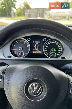 Купе Volkswagen CC / Passat CC 2013 в 