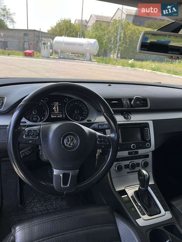 Купе Volkswagen CC / Passat CC 2013 в Днепре
