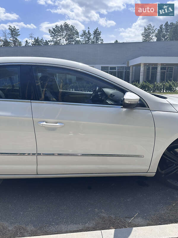Купе Volkswagen CC / Passat CC 2012 в Житомирі