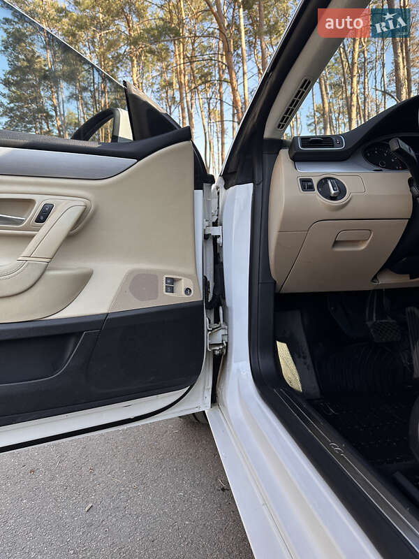 Купе Volkswagen CC / Passat CC 2012 в Житомирі