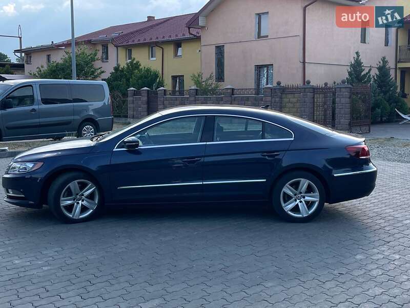 Купе Volkswagen CC / Passat CC 2014 в Стрию