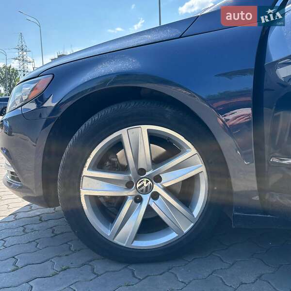 Купе Volkswagen CC / Passat CC 2014 в Стрию