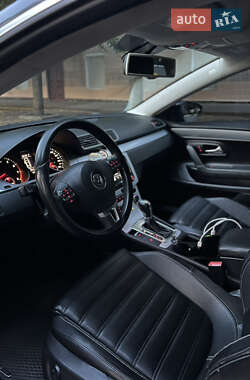 Купе Volkswagen CC / Passat CC 2012 в 