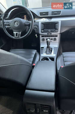 Купе Volkswagen CC / Passat CC 2012 в 