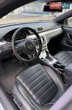 Купе Volkswagen CC / Passat CC 2014 в 