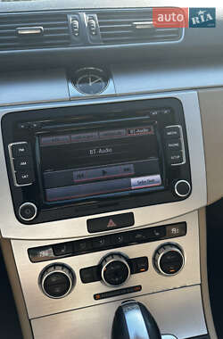 Купе Volkswagen CC / Passat CC 2012 в 