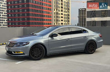 Купе Volkswagen CC / Passat CC 2012 в 