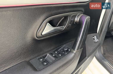 Купе Volkswagen CC / Passat CC 2012 в 