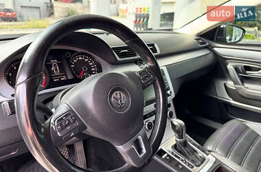 Купе Volkswagen CC / Passat CC 2012 в 