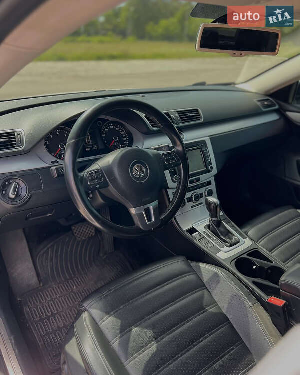Купе Volkswagen CC / Passat CC 2012 в Днепре