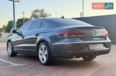Купе Volkswagen CC / Passat CC 2013 в 