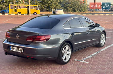 Купе Volkswagen CC / Passat CC 2013 в 