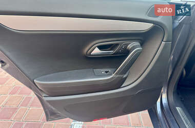 Купе Volkswagen CC / Passat CC 2013 в 