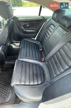 Купе Volkswagen CC / Passat CC 2016 в 