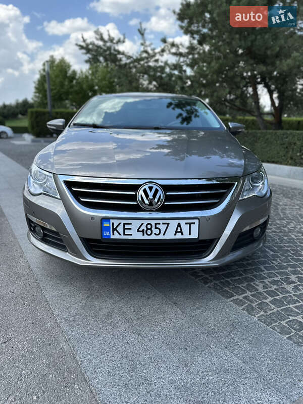 Купе Volkswagen CC / Passat CC 2012 в Днепре