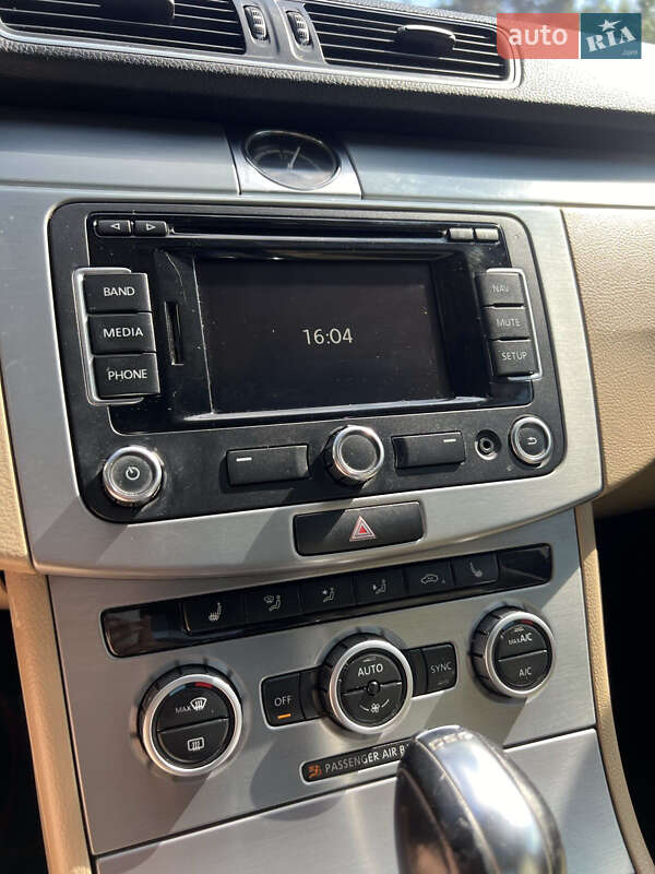 Купе Volkswagen CC / Passat CC 2012 в Андрушівці