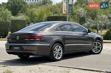 Купе Volkswagen CC / Passat CC 2012 в 