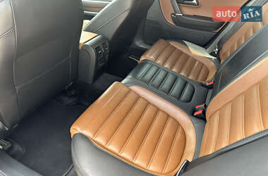 Купе Volkswagen CC / Passat CC 2012 в 