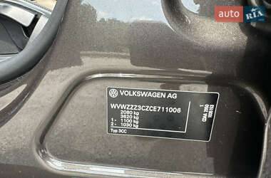Купе Volkswagen CC / Passat CC 2012 в 