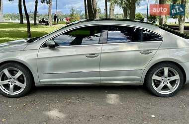 Купе Volkswagen CC / Passat CC 2009 в 