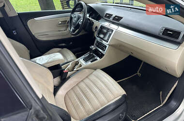 Купе Volkswagen CC / Passat CC 2009 в 