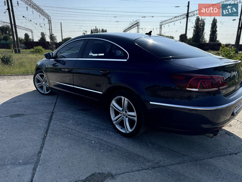 Купе Volkswagen CC / Passat CC 2013 в 