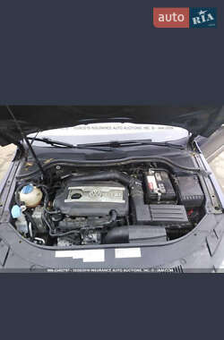 Купе Volkswagen CC / Passat CC 2013 в 