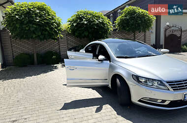 Купе Volkswagen CC / Passat CC 2014 в 