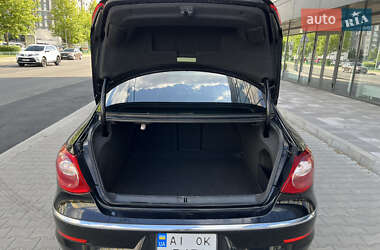 Купе Volkswagen CC / Passat CC 2011 в 