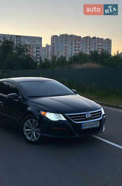 Купе Volkswagen CC / Passat CC 2010 в 
