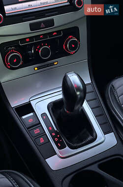 Купе Volkswagen CC / Passat CC 2010 в 