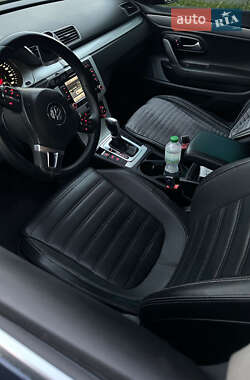 Купе Volkswagen CC / Passat CC 2010 в 