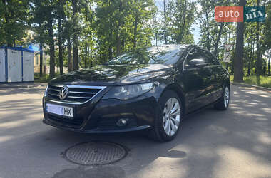 Купе Volkswagen CC / Passat CC 2011 в 