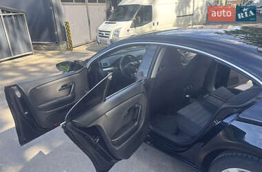 Купе Volkswagen CC / Passat CC 2011 в 