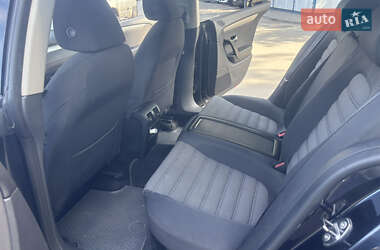 Купе Volkswagen CC / Passat CC 2011 в 