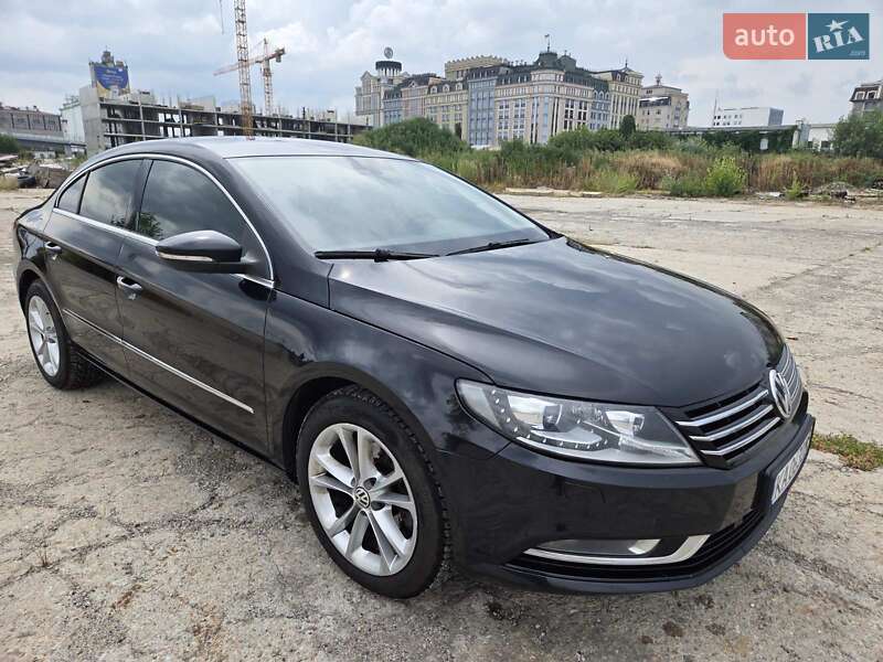 Купе Volkswagen CC / Passat CC 2013 в 
