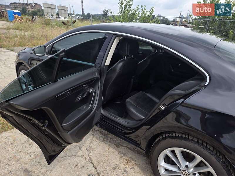 Купе Volkswagen CC / Passat CC 2013 в Києві
