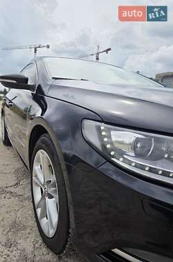 Купе Volkswagen CC / Passat CC 2013 в 