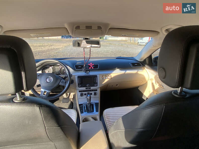 Купе Volkswagen CC / Passat CC 2012 в Николаеве