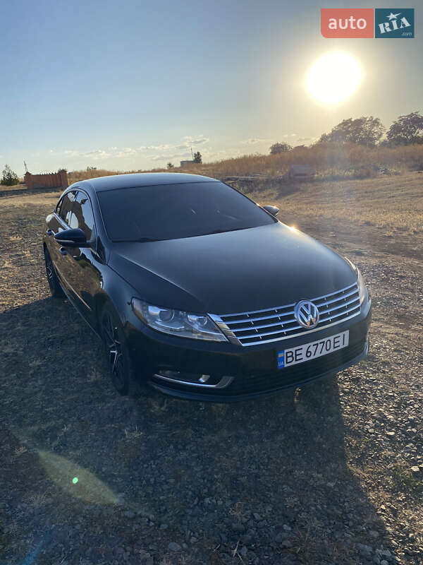 Купе Volkswagen CC / Passat CC 2012 в Николаеве