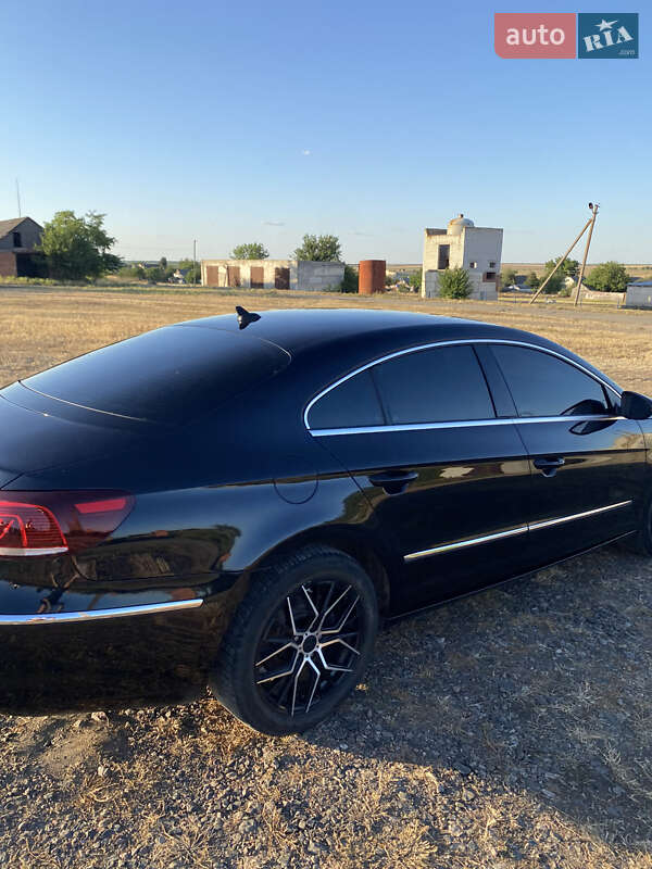 Купе Volkswagen CC / Passat CC 2012 в Николаеве