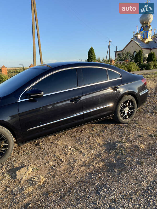 Купе Volkswagen CC / Passat CC 2012 в Николаеве