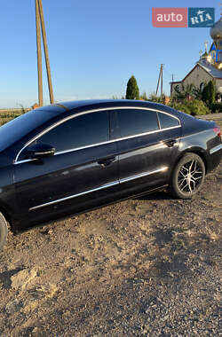 Купе Volkswagen CC / Passat CC 2012 в 