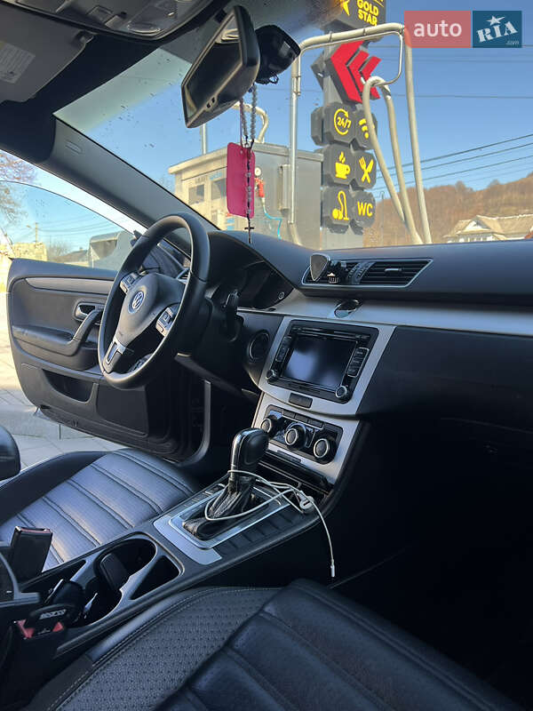 Купе Volkswagen CC / Passat CC 2011 в Ивано-Франковске