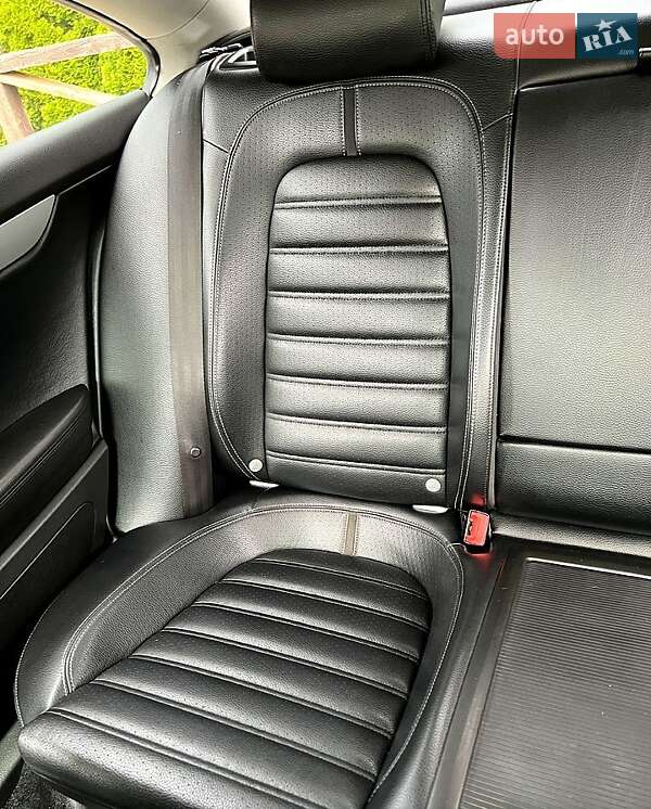 Купе Volkswagen CC / Passat CC 2011 в Львові