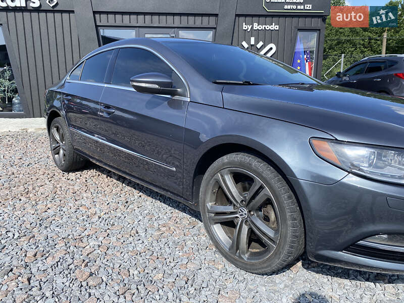 Купе Volkswagen CC / Passat CC 2013 в Львове