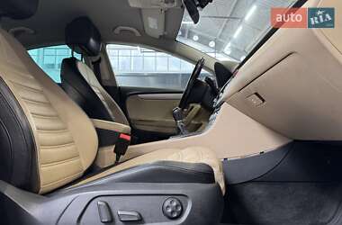 Купе Volkswagen CC / Passat CC 2013 в 