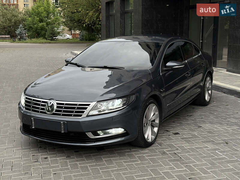 Купе Volkswagen CC / Passat CC 2012 в 