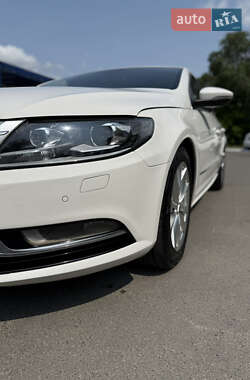 Купе Volkswagen CC / Passat CC 2012 в 