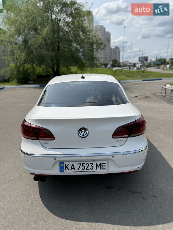 Купе Volkswagen CC / Passat CC 2012 в Києві